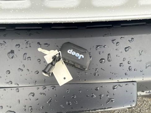 Used 2021 Jeep Gladiator Mojave image 30