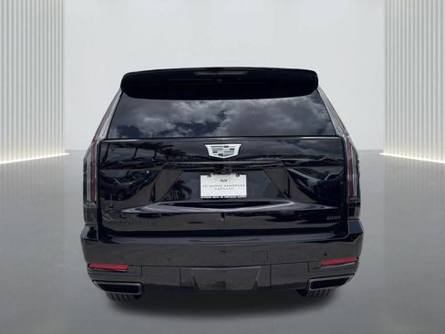 New 2026 Cadillac Escalade Sport w/ LPO, ONYX Package AWD/4WD image 6