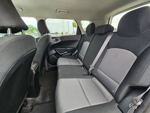 Used 2021 Kia Soul S FWD image 13