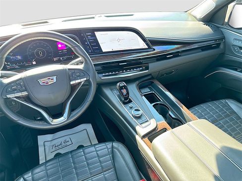 Certified 2023 Cadillac Escalade Sport Platinum w/ LPO, ONYX Package image 25