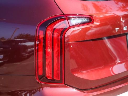 Certified 2024 Kia Telluride S w/ S Sunroof Package image 11