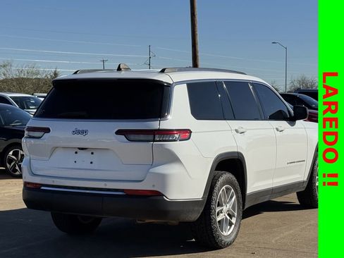 Used 2023 Jeep Grand Cherokee L Laredo image 5