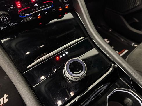 Used 2023 Jeep Grand Cherokee Altitude image 21