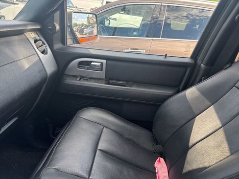 Used 2017 Ford Expedition EL Limited AWD/4WD image 18