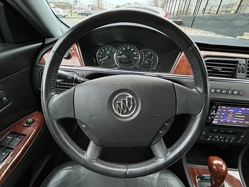 Used 2005 Buick LaCrosse CXS w/ Chrome Appearance Package image 21