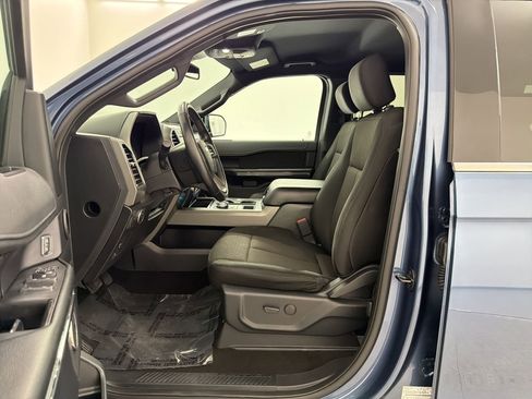 Used 2020 Ford Expedition XLT image 5