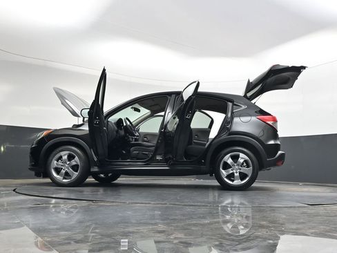 Used 2021 Honda HR-V LX image 43