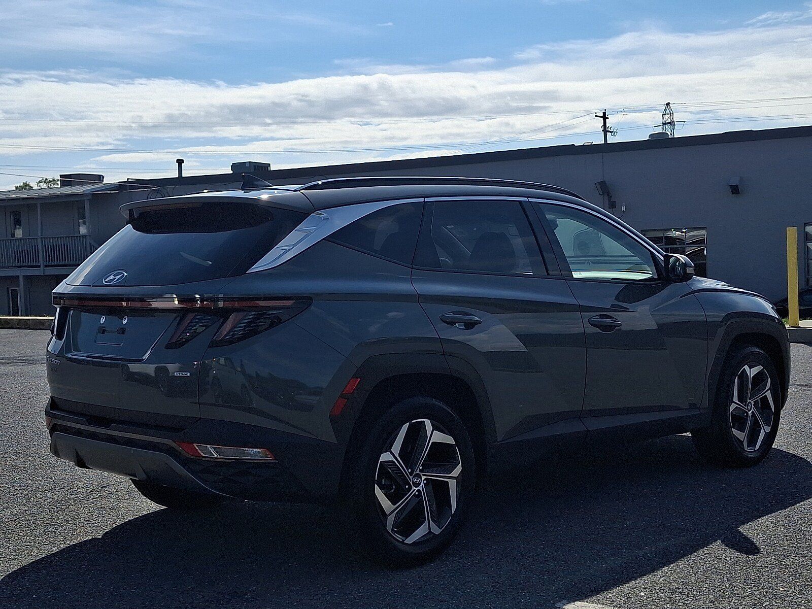 Certified 2024 Hyundai Tucson Limited AWD/4WD image 5