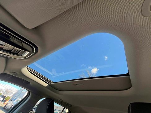 Certified 2023 Jeep Grand Cherokee Laredo image 33