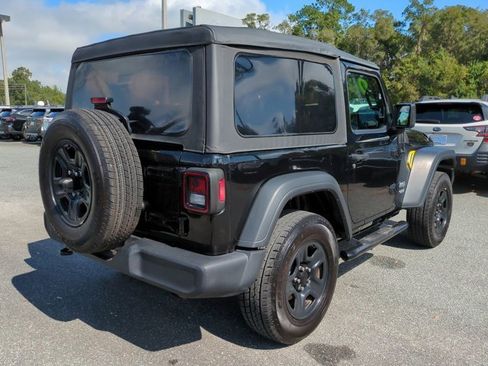 Used 2020 Jeep Wrangler Sport image 4