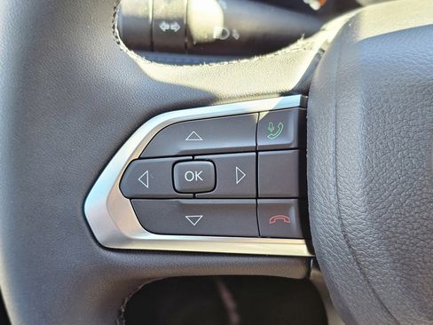 New 2026 Jeep Compass Latitude image 17