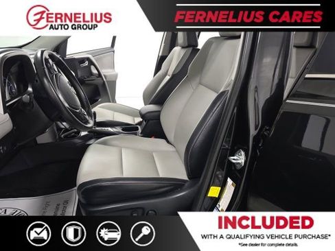 Used 2016 Toyota RAV4 Limited image 17