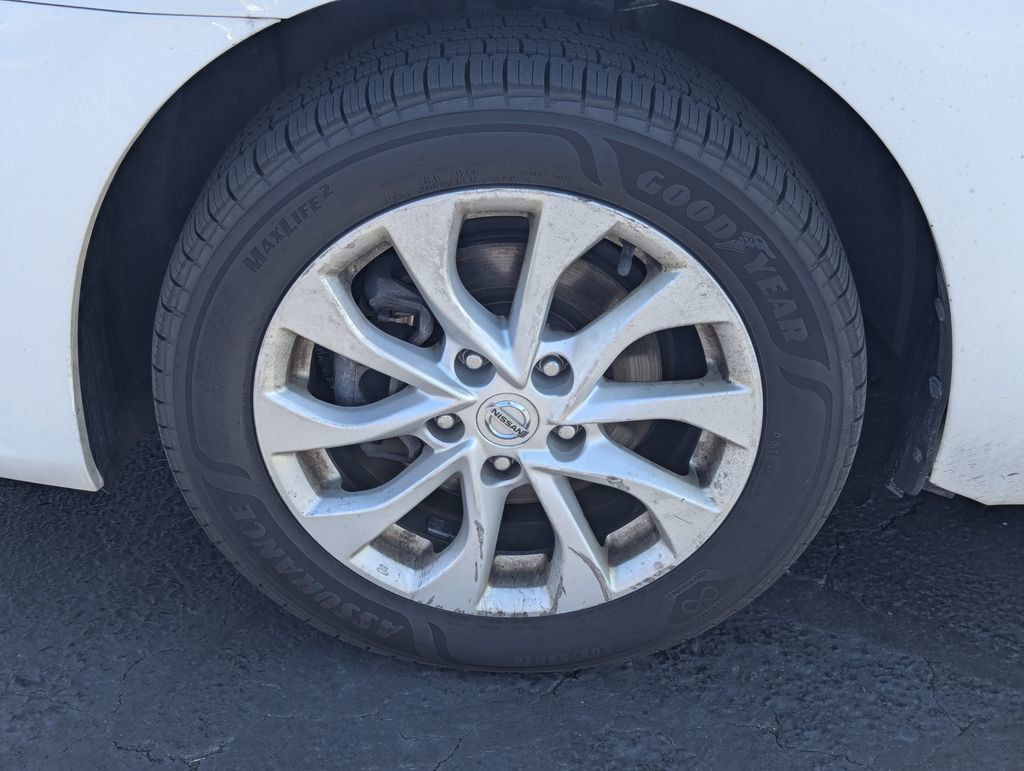Used 2018 Nissan Sentra SV FWD image 13