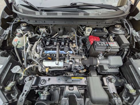 Used 2022 Nissan Kicks SV image 7