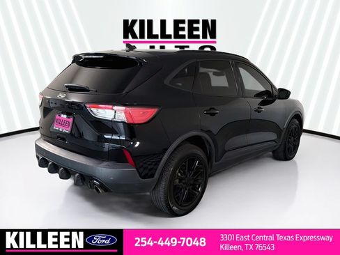 Used 2021 Ford Escape SEL w/ SEL Stealth AWD Package image 9