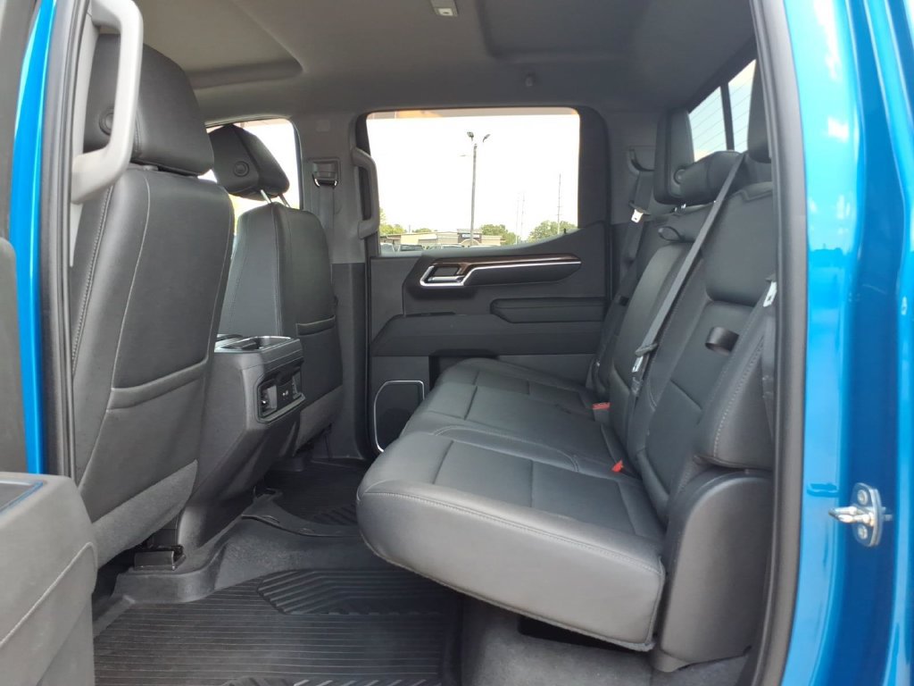 Used 2022 Chevrolet Silverado 1500 LT Trail Boss w/ LT Trail Boss Premium Package AWD/4WD image 20