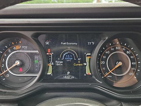 Certified 2025 Jeep Wrangler Unlimited Rubicon AWD/4WD image 21
