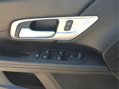 Used 2017 GMC Terrain SLE FWD image 15