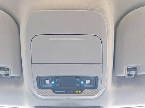 Used 2024 Ford F250 XLT image 14