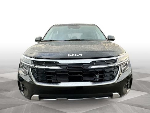 Certified 2026 Kia Seltos SX w/ SX Sunroof Package AWD/4WD image 3