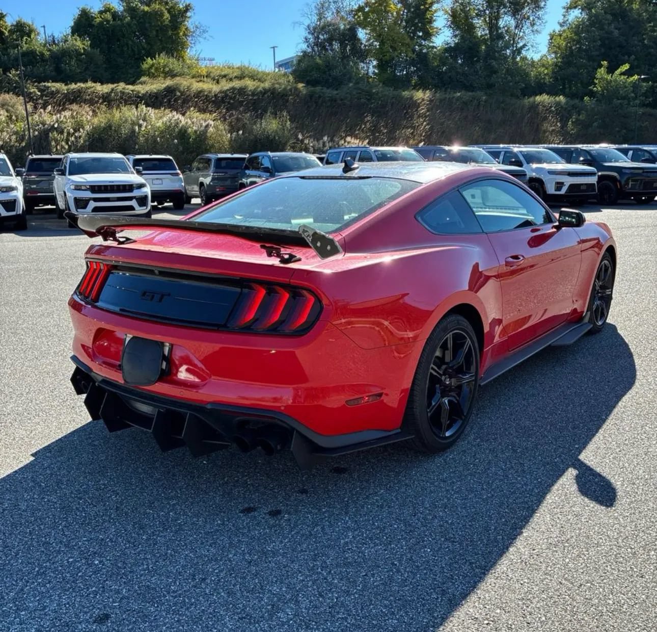 Used 2020 Ford Mustang GT w/ Black Accent Package RWD image 5