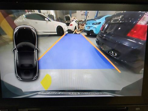 Used 2019 Porsche 718 Boxster image 14