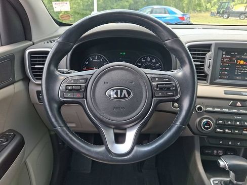 Used 2017 Kia Sportage EX w/ EX Premium Package FWD image 19