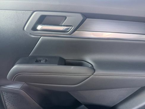 New 2027 GMC Terrain Elevation w/ Elevation Premium Package AWD/4WD image 35