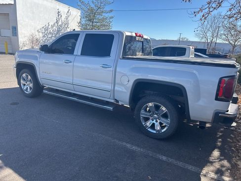 Used 2018 GMC Sierra 1500 SLT image 7