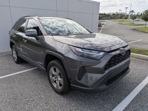 Certified 2022 Toyota RAV4 XLE FWD image 1