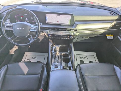 Used 2024 Kia Telluride LX image 16