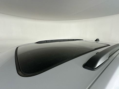 New 2025 Jeep Grand Cherokee Limited image 30