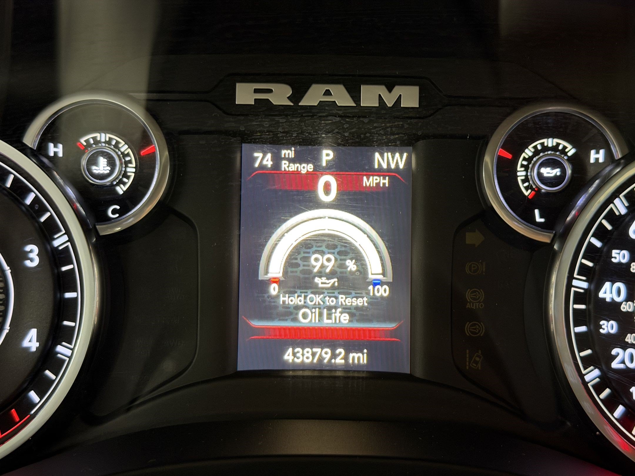 Used 2020 RAM 1500 Big Horn RWD image 21