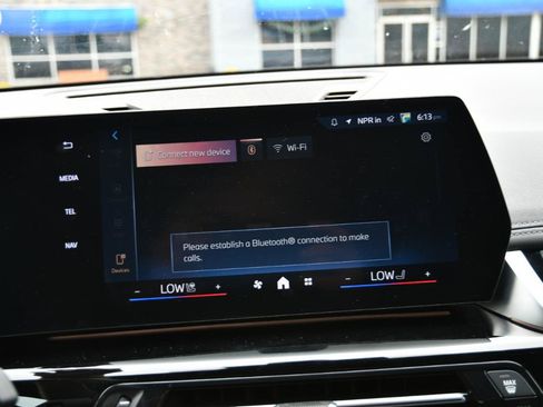 Used 2025 BMW X1 xDrive28i AWD/4WD image 16