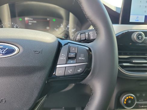 Certified 2022 Ford Escape SE w/ Cold Weather Package FWD image 25