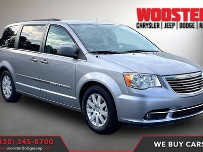 Used 2016 Chrysler Town & Country Touring w/ Driver Convenience Group