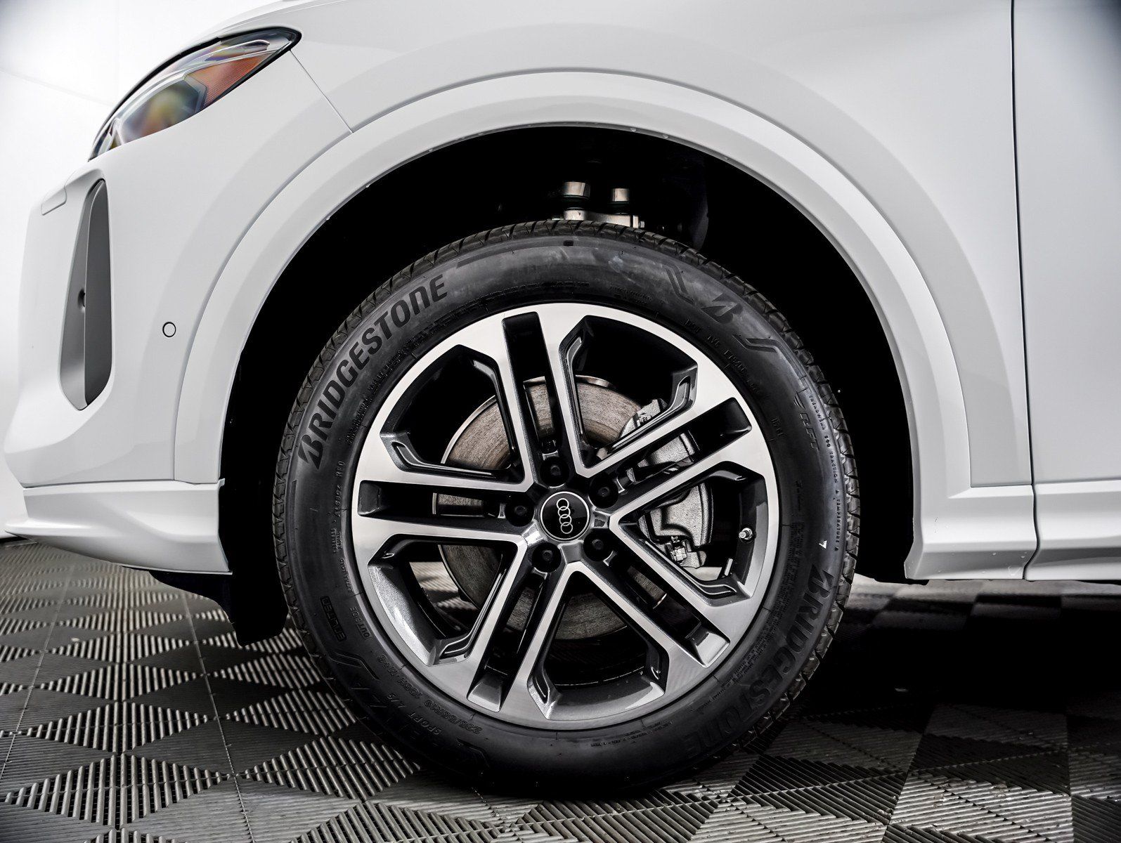New 2026 Audi Q5 Premium AWD/4WD image 4