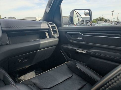 Used 2024 RAM 1500 Laramie RWD image 14