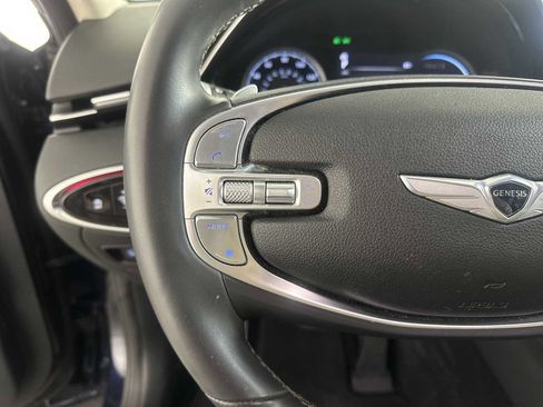 Used 2023 Genesis GV70 2.5T w/ Advanced Package image 19