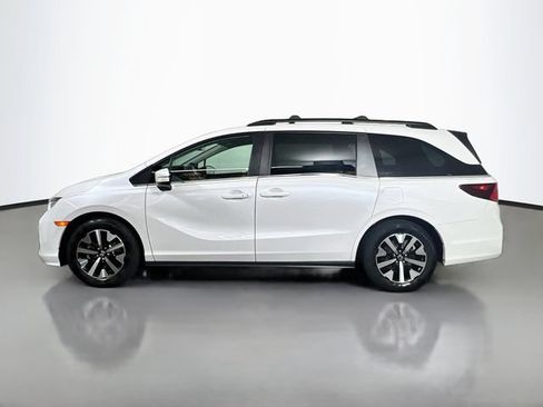 Certified 2025 Honda Odyssey EX-L image 6