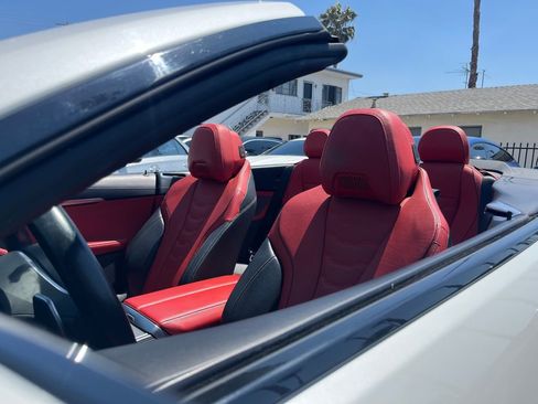 Used 2023 BMW 840i Convertible w/ Comfort Seating Package RWD image 25