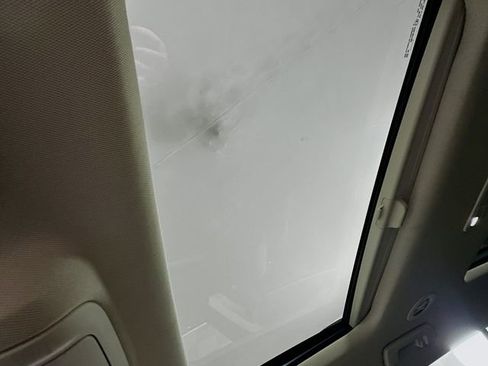 Used 2023 GMC Acadia Denali w/ Denali Ultimate Package image 23