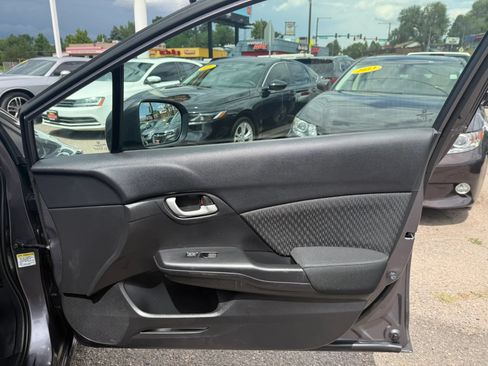 Used 2015 Honda Civic SE image 17