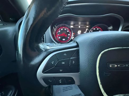 Used 2018 Dodge Charger SXT Plus image 38