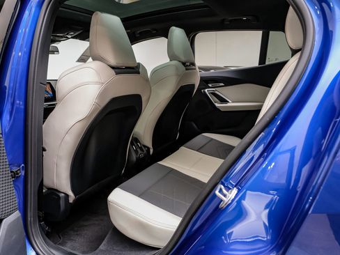 Used 2025 BMW X2 xDrive28i image 40