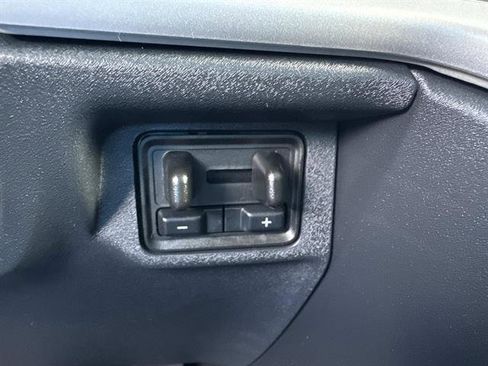 Used 2025 Ford Expedition Max Active AWD/4WD image 39