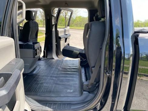 Used 2017 Ford F150 XL w/ Equipment Group 101A Mid AWD/4WD image 38
