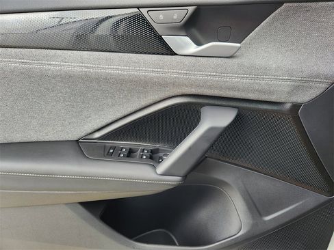 New 2026 Volkswagen Tiguan S image 15