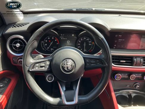 Used 2021 Alfa Romeo Stelvio Ti w/ Nero Edizione AWD/4WD image 7