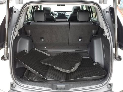 Used 2019 Honda CR-V Touring image 5